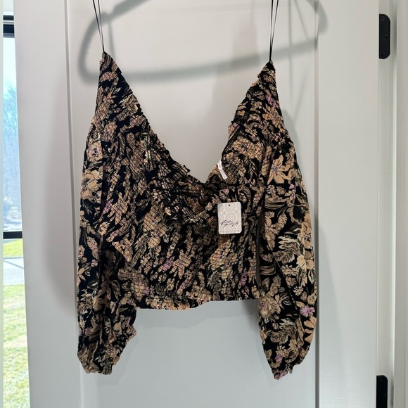 Free People Crop long sleeve Floral Top​​​ - Picture 1 of 2
